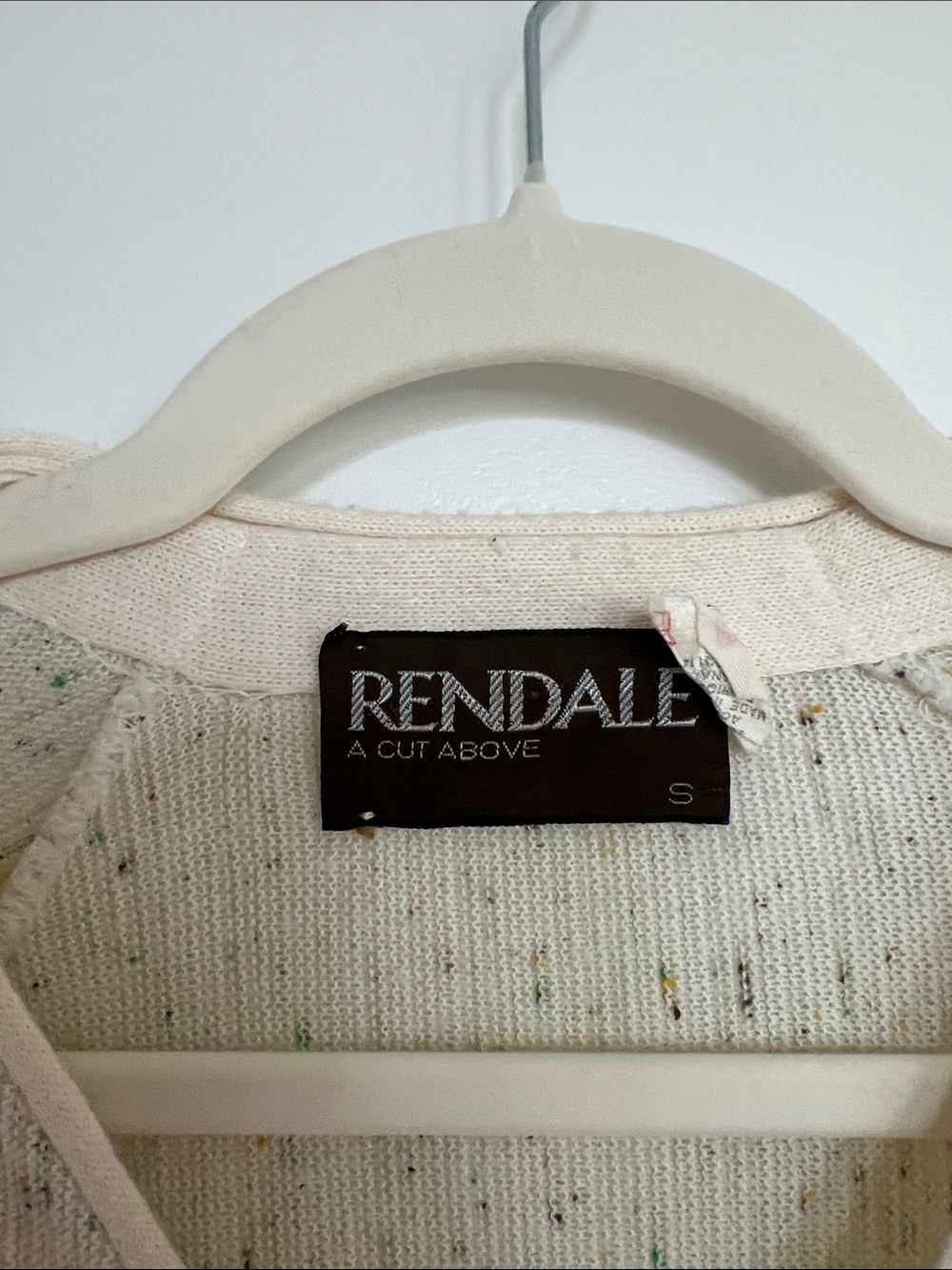 Vintage Cream Speckled V-Neck Button Cardigan - Picture 2 of 6
